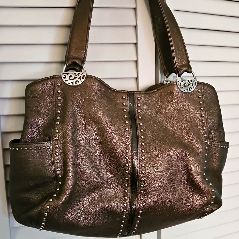BRIGHTON PRETTY TOUGH ANDIE GUNMETAL METALLIC STUDDED LEATHER TITE BAG